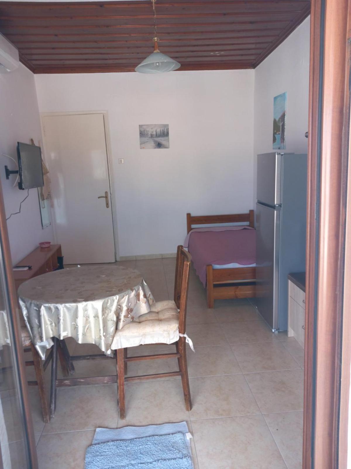 Katerinas Apartmens مدينة سكياثوس المظهر الخارجي الصورة