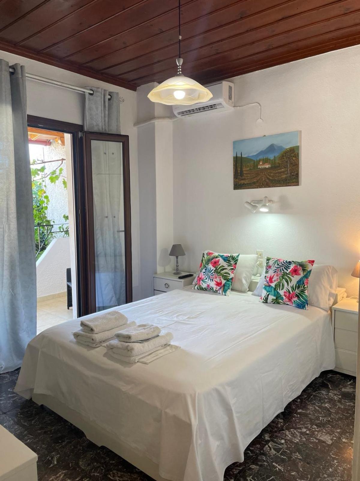 Katerinas Apartmens مدينة سكياثوس المظهر الخارجي الصورة